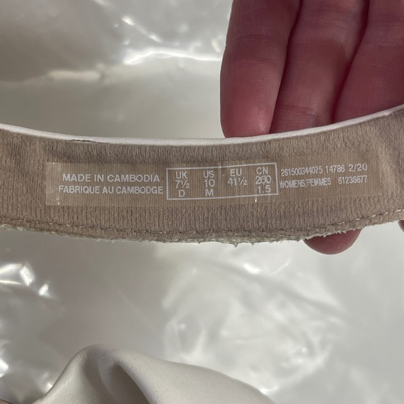 Clarks Sandals Womens 10 Loomis Chloe White Strappy Wedge Comfort Adjustable - Picture 6 of 9